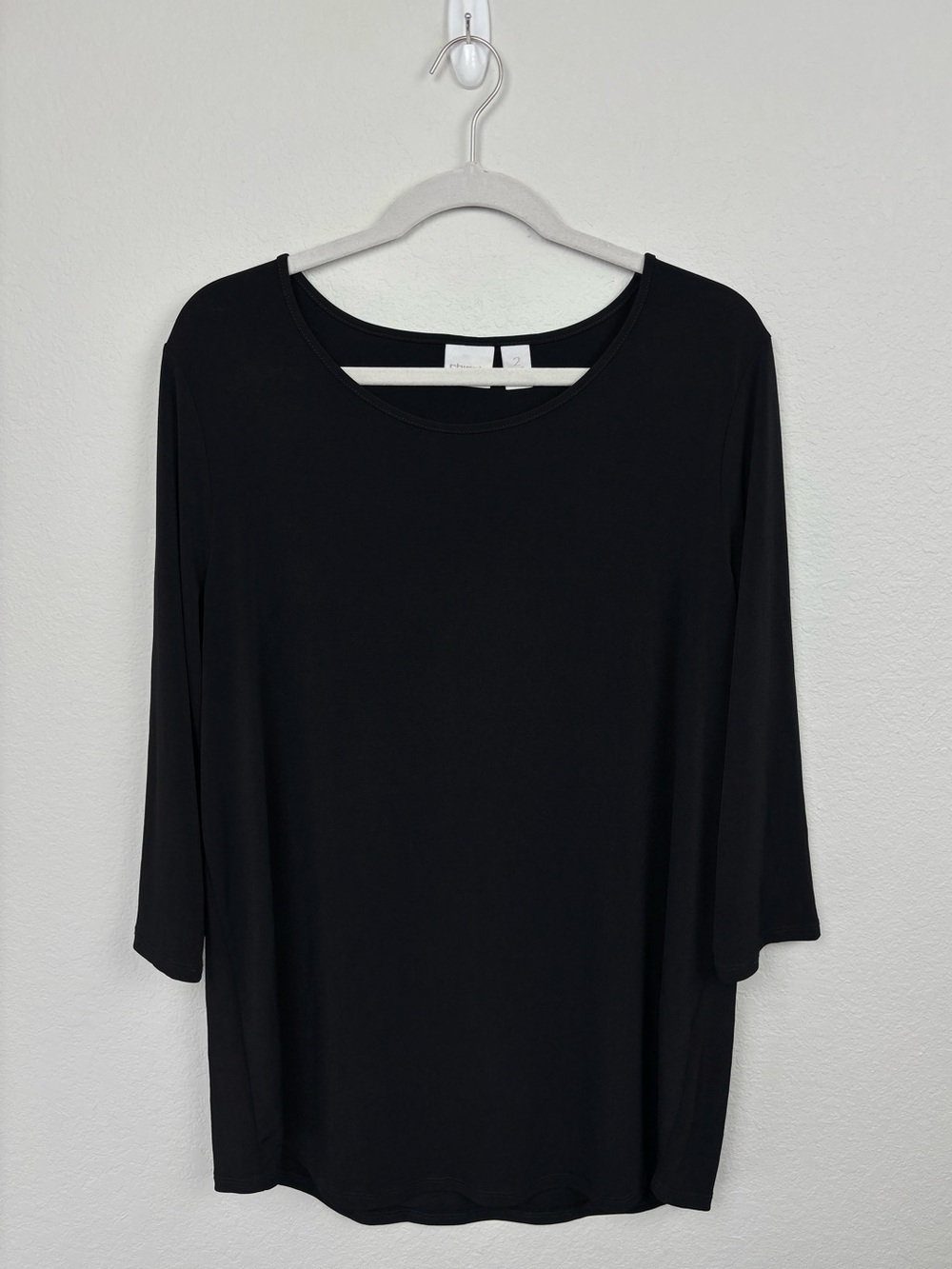 Chico’s Size 2 Black Scoop Neck Basic Tee Layering Transitional Stretch